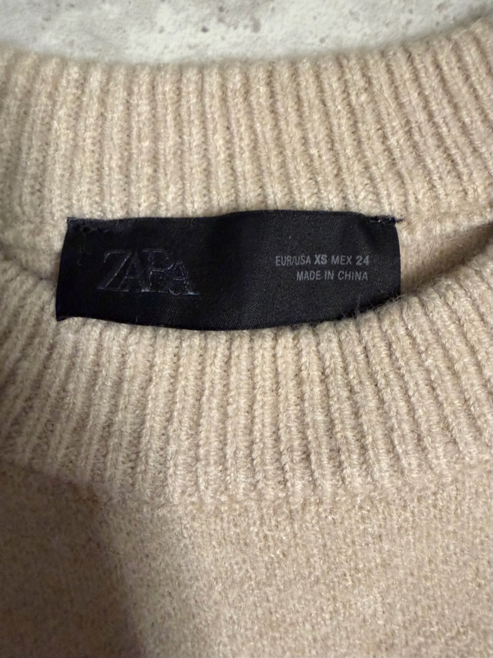 Zara | Wool Blend Crewneck Sweater in Cream | Sz XS (Fits like a S/M) - Picture 3 of 7